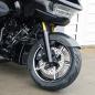 Preview: Arlen Ness, 18 x 5.5 Factory 24 Felge. Schwarz, Contrast Cut – Universell passend. Das modellspezifische Arlen-Ness-Nabenkit muss für ein vollständiges Rad separat bestellt werden