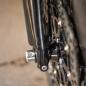 Preview: Killer Custom, front wheel ABS spacer rechts front. schwarz – 2008–2026 · FLT/Touring (ausgenommen 23-25 CVO mit inverted forks)
