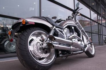 PENZL AUSPUFFANLAGE FÜR - Harley-Davidson - CVO V-Rod (VRSCSE)  - Alle Motoren - Baujahr 2005 bis 2006 - Nur mit PM elektronische Steuerung