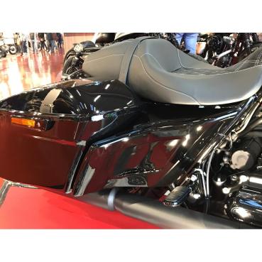 Cult-Werk, side covers ''Custom''. Matte black