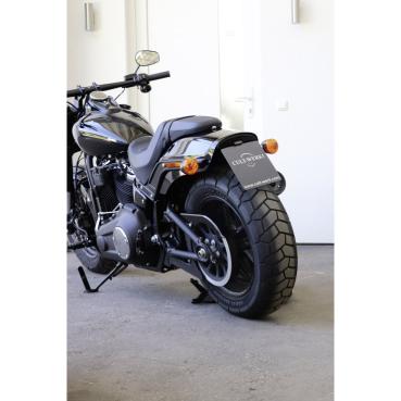 Cult-Werk center Kennzeichenhalter. schwarz – 18-24 Softail Fat Bob: 18-20 FXFB Fat Bob 107; 18-24 FXFBS Fat Bob 114 (NU)