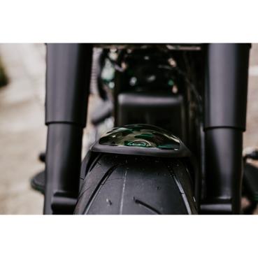 Cult-Werk Frontfender ''Custom V1''. glänzend schwarz – 18-24 Softail Fat Boy: 18-20 FLFB 107; 18-24 FLFBS 114 (NU)