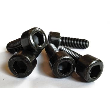 Cult-Werk triple tree bolt set. schwarz – 12-17 V-Rod Muscle; Night Rod Special (NU)