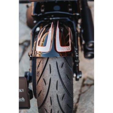 Cult-Werk Heckfender ''Old School''. schwarz – 18-26 Softail FXBB/S; FXST: 25-26 FXBB Street Bob 117; 21-24(NU)FXBBS Street Bob 114; 18-20(NU)FXBB Street Bob 107; 20-24 FXST(NU)Softail Standard 107