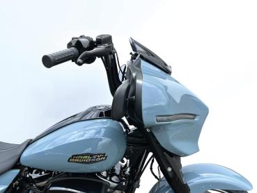 380 Extra Tall Bagger Flow Bar Super Fat Handlebar for Street Glide with 1" Clamp Diameter 3-Hole Gloss Black Powder Coated 1,4" Throttle By Wire (Switch Housing Sensor)