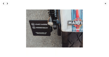 Cult-Werk, seitliche Kennzeichenhalterung, schwarz. Deutschland für Harley-Davidson® 22-25 RH975 Nightster; 23-25 RH975S Nightster Special