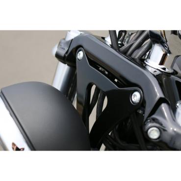 Kodlin M8 Breakout headlamp conversion Halter. Schwarz | Passend: Softail: 2018–2020 FXBR Breakout 107; 2018–2022 FXBRS Breakout 114; 2023–2024 FXBR Breakout 117 (NU)