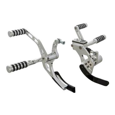 Rick’s Motorcycles – vorverlegte Fußrastenanlage. O-ring. +2". poliert – 18-26 Softail