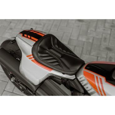 Killer Custom, Sportster S ' Predator' rider solo seat