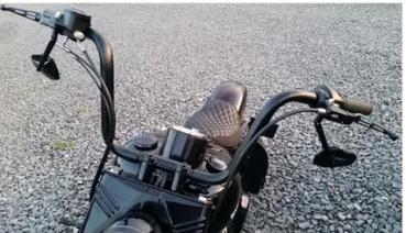 1 1/4 Fat Zoll Apehanger 31cm Höhe,3-Loch-Ausführung in Schwarz für Harley-Davidson® 82-24 mit mechanischem Gaszug & E-Gas (außer 88-11 Springer-Modelle) für Riser mit 1 Zoll Innendurchmesser