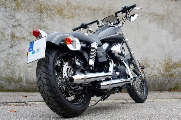 PENZL AUSPUFFANLAGE FÜR - Harley-Davidson - Dyna Wide Glide (FXDWG) - Motor Evolution/TC88/TC96/TC103 - Baujahr 1984 bis 2017 - mit manuelle oder elektronische Steuerung