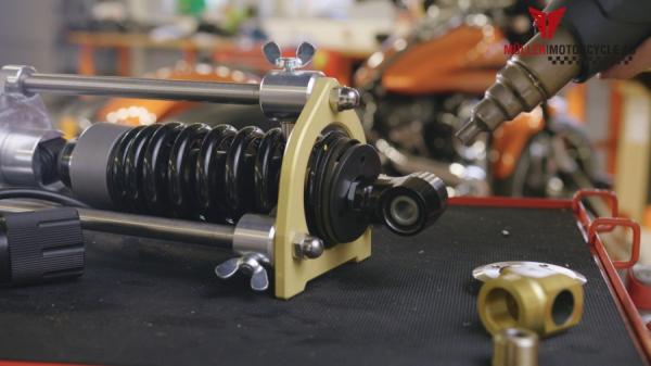 Federbeinpresse für Montage Tieferleger