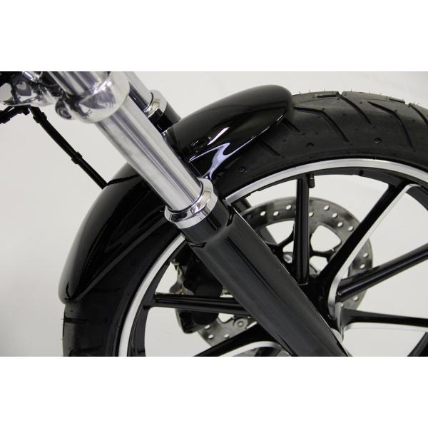 Cult-Werk Frontfender ''Custom V1''. glänzend schwarz – 13-17 (NU) FXSB Breakout; 18-19 FXBR (NU) Breakout 107; 18-22 (NU) FXBRS Breakout 114; 23-24 FXBR Breakout 117