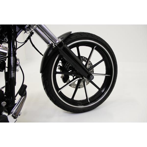 Cult-Werk Frontfender ''Custom V2''. mattschwarz – 13-17 (NU) FXSB Breakout; 18-19 FXBR (NU) Breakout 107; 18-22 (NU) FXBRS Breakout 114; 23-24 FXBR Breakout 117