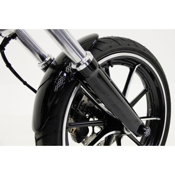 Cult-Werk Frontfender ''Custom V2''. glänzend schwarz – 13-17 (NU) FXSB Breakout; 18-19 FXBR (NU) Breakout 107; 18-22 (NU) FXBRS Breakout 114; 23-24 FXBR Breakout 117