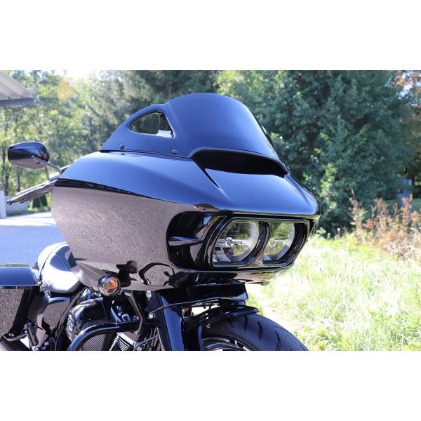 Cult-Werk windshield ''Racing''. glänzend schwarz – 15-23 FLTR (excl