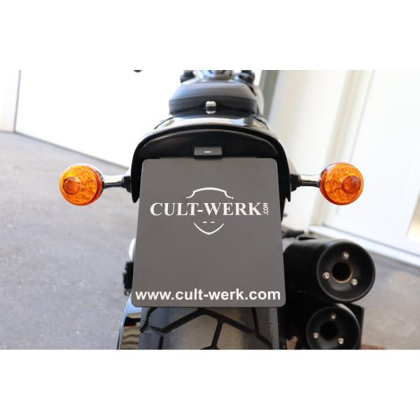 Cult-Werk center Kennzeichenhalter. schwarz – 18-24 Softail Fat Bob: 18-20 FXFB Fat Bob 107; 18-24 FXFBS Fat Bob 114 (NU)