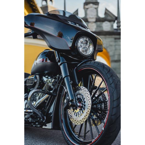 Cult-Werk ''Clean Style'' vorne LED turn signals. glänzend schwarz – 14-26 FLHX Street Glide