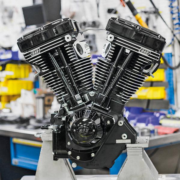 S&S V-SERIE MOTOREN - S&S CYCLE