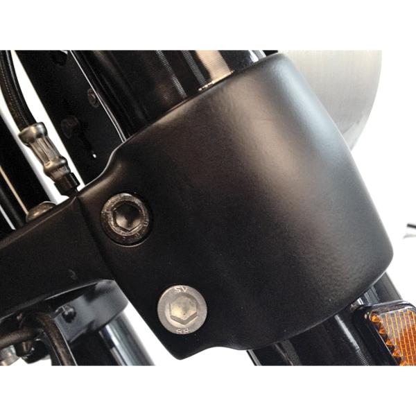 Cult-Werk triple tree bolt set. schwarz – 12-17 V-Rod Muscle; Night Rod Special (NU)