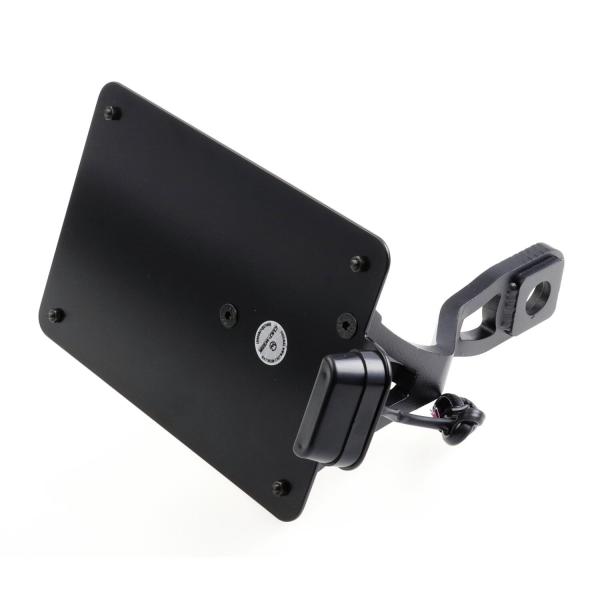 Cult-Werk seitlicher Kennzeichenhalter, schwarz, Niederlande 210 × 143 mm – Indian Scout, Baujahre 2015–2021