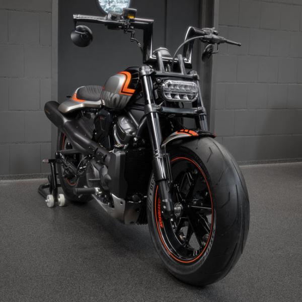 Killer Custom, 2" Killer Bull fat bar. 6" rise Lenkrad für Harley-Davidson®  21-25 RH1250S Sportster S; 22-25 RH975T Nightster; 23-25 RH975S Nightster Special