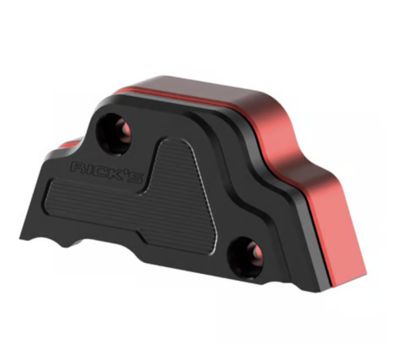 Rick’s Motorcycles – Gangsensor-Abdeckung. schwarz/rot – 25-26 Softail; 2026 Touring and 23-25 FLTRXSE; 24-25 FLTRXSTSE; 24-25 FLTRX; 23-25 FLHXSE; 24-25 FLHX; 2025 FLHXU; 2026 Trikes