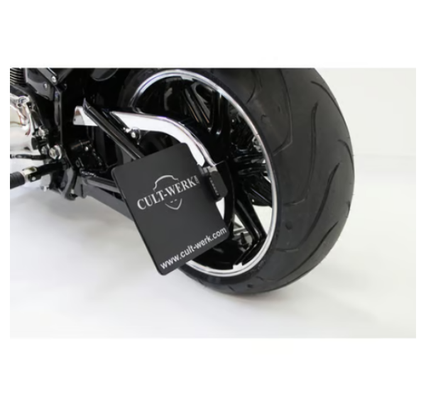 Cult-Werk, seitliche Kennzeichenhalterung, schwarz. Deutschland für Harley-Davidson® Softail  (excl.FXDRS) 18-25