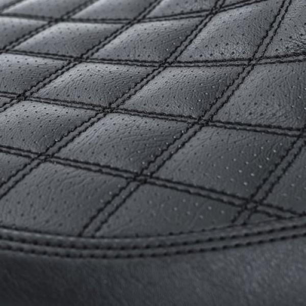 Killer Custom, solo seat 'Diamond'. Black