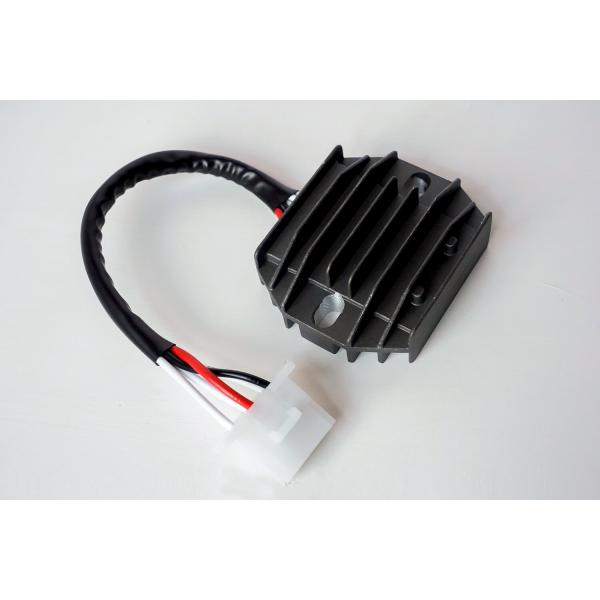 Rick’s Gleichrichter/Spannungsregler für Lithium-Ionen-Batterien