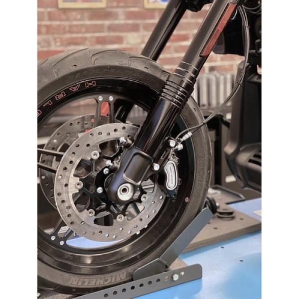 Killer Custom, lower fork covers. Gloss schwarz – 2019–2020 · Softail FXDRS