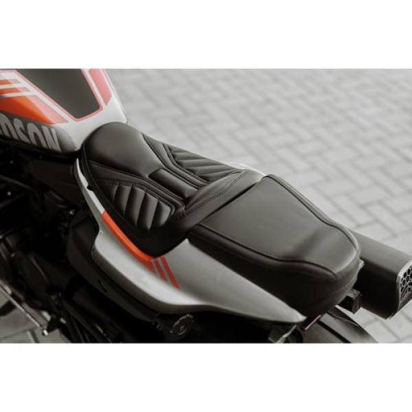 Killer Custom, Sportster S 'Predator' passenger seat