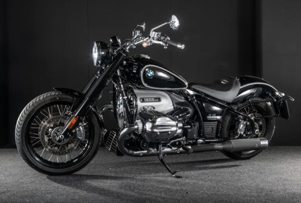 MCJ - AUSPUFF BMW EDITION DURCHMESSER 100 für BMW R18 IN CHROM ODER SCHWARZ
