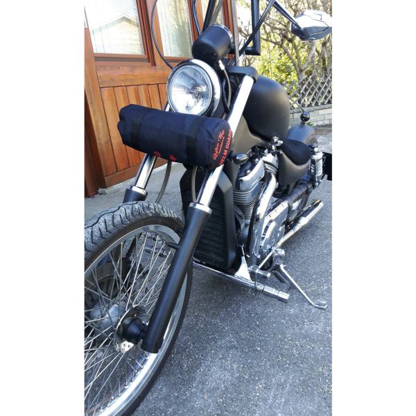 Helm Guard - Schützt Helm und Jacke
