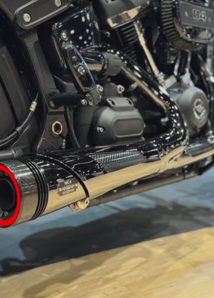MCJ - 2 in 1 Megaphone Short Komplettauspuffanlage EURO 5 inkl. Krümmer Hitzeschutzbleche in Nickel Schwarz Chrom  mit E-Zulassung  - TOURING , Street Glide , Road Glide , Road King AB BJ. 2021