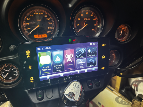 Soundstream Reserve CarPlay Radio - Passend Für Touring 1998-2013 und Trike 2009-2013 mit Batwing Verkleidung, Upgrades von OEM Einzel DIN Audio auf 7" LCD Display Harley Davidson Street Glide, Road Glide, Electra Glide