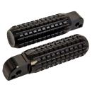 Rick’s Motorcycles – passenger foot pegs AK 4.7. schwarz – OE mounting – Passenger: 18-26 Softail